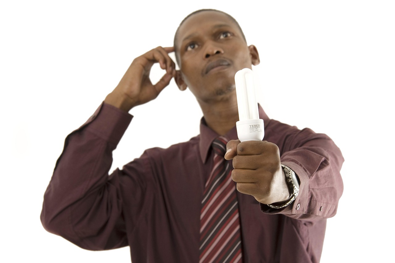 小顔の脂肪吸引でほほ下の膨らみを改善できる？