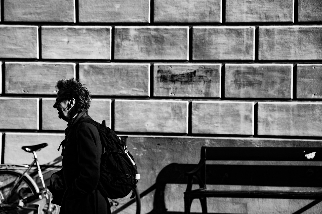 小顔脂肪吸引で40代の顔のたるみ改善はできる？