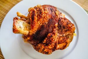 小顔脂肪吸引でほほの肉を取りすぎ防ぐ方法は？