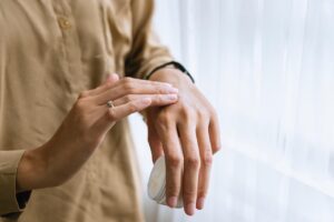 小顔効果を即日実感できる美容医療施術は？